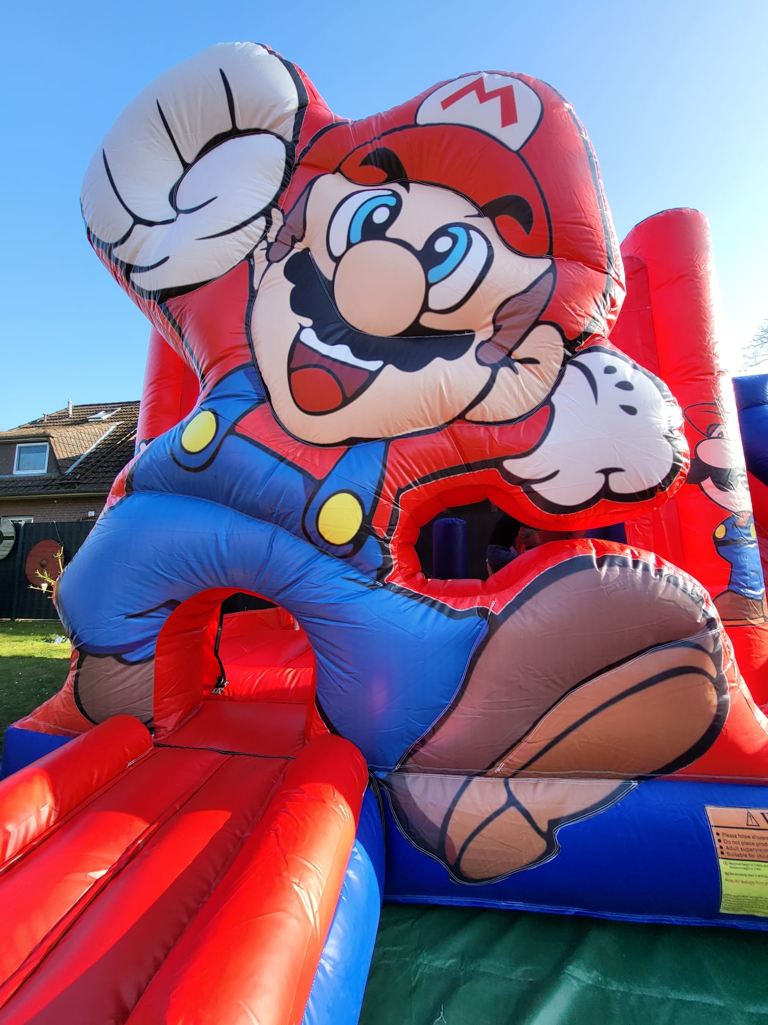 Mario Hüpfburg  - Hüpfburg mieten Hamburg