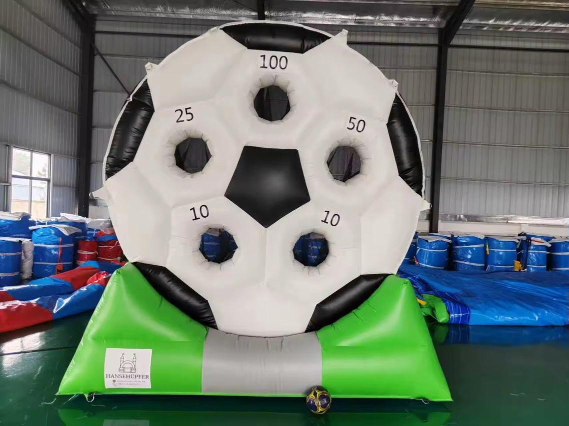 aufblasbares Fußball Zielspiel - Hüpfburg mieten Hamburg